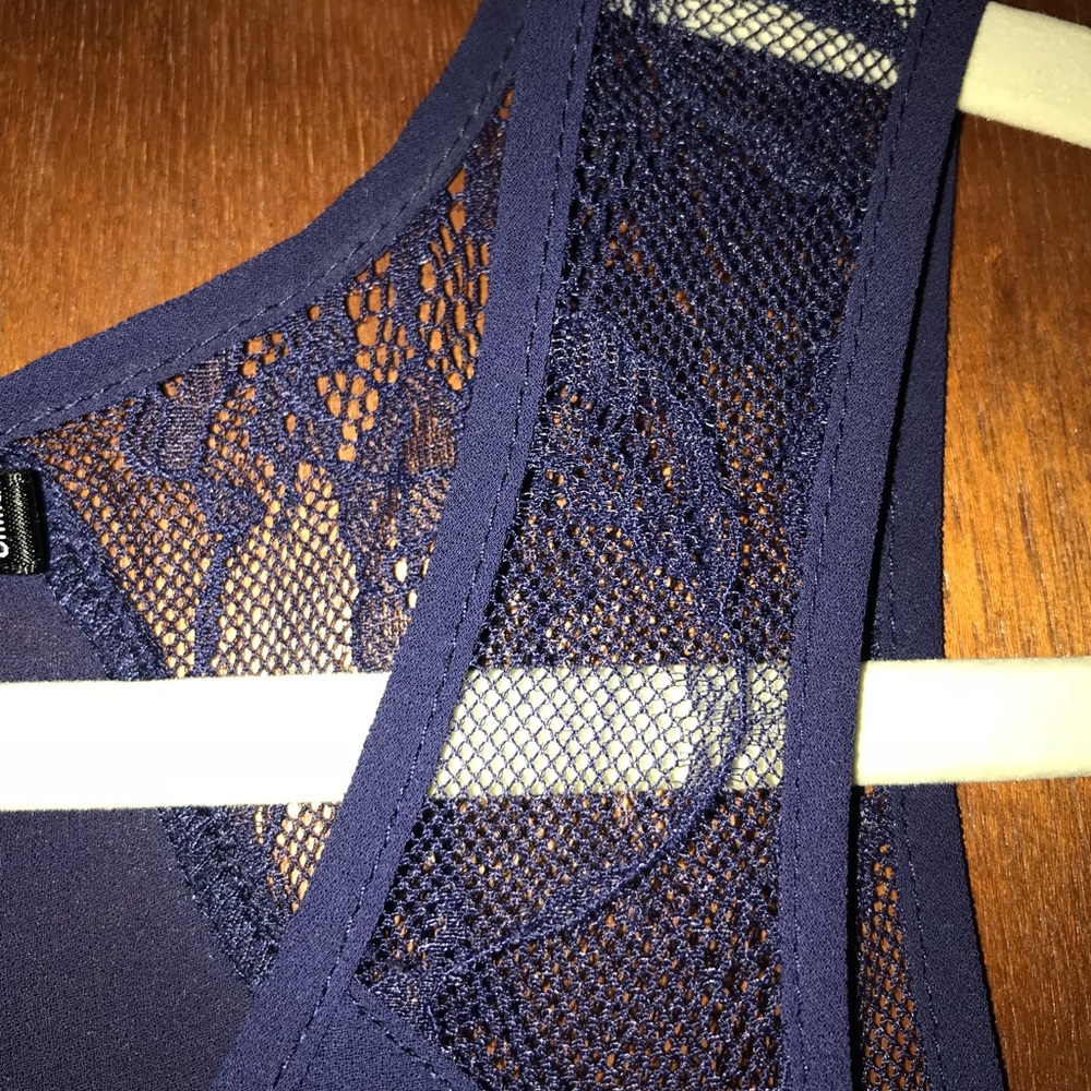 tank top - Picture 4 of 5